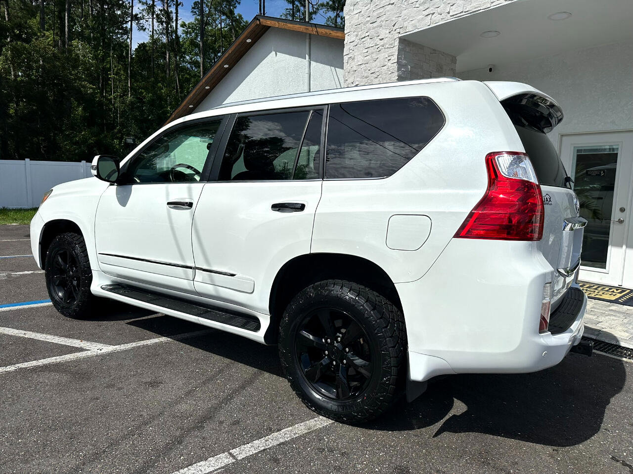 Used 2012 Lexus GX 460 w/ Comfort Plus Pkg image 5