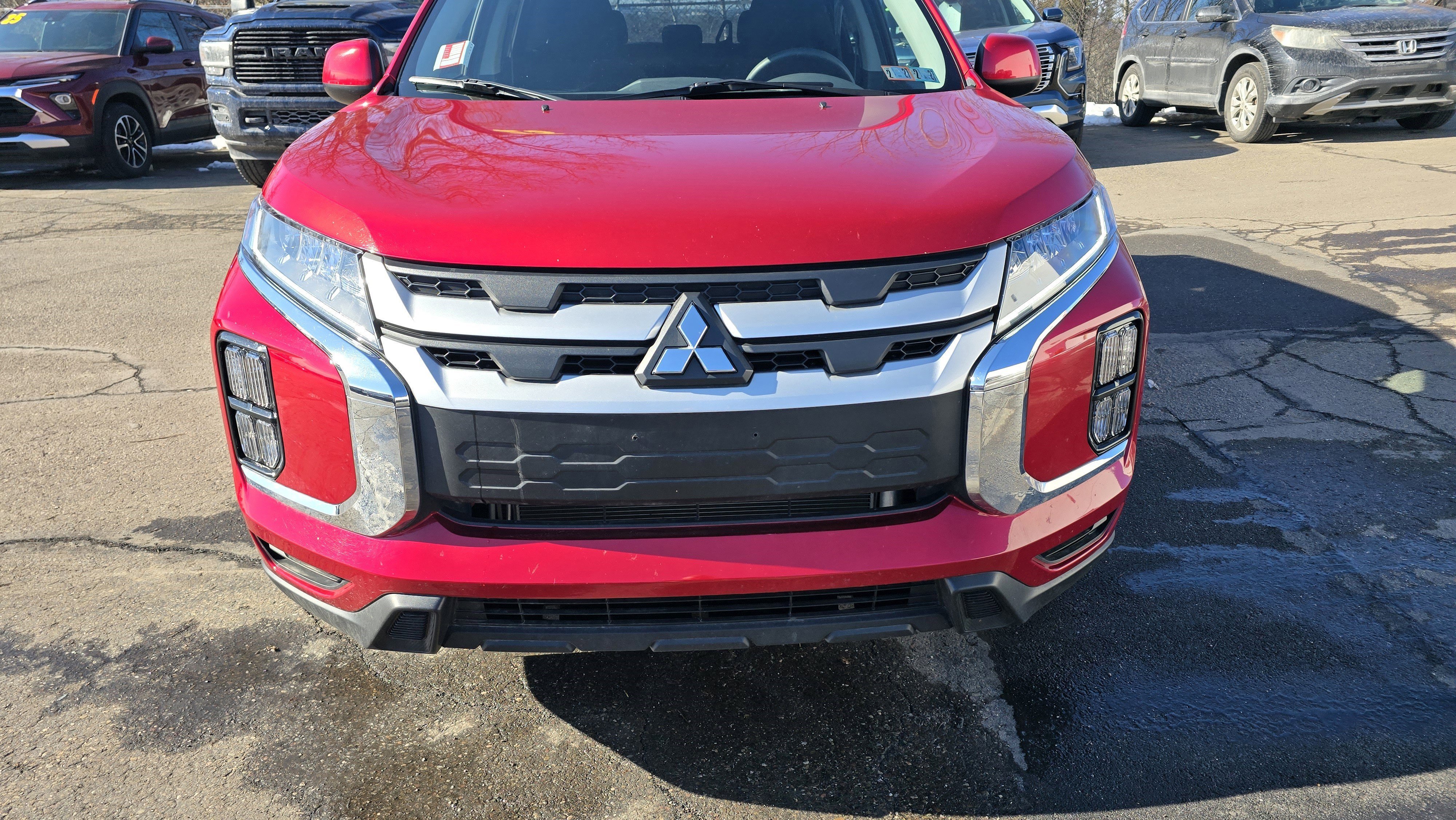 Used 2025 Mitsubishi Outlander Sport ES image 10