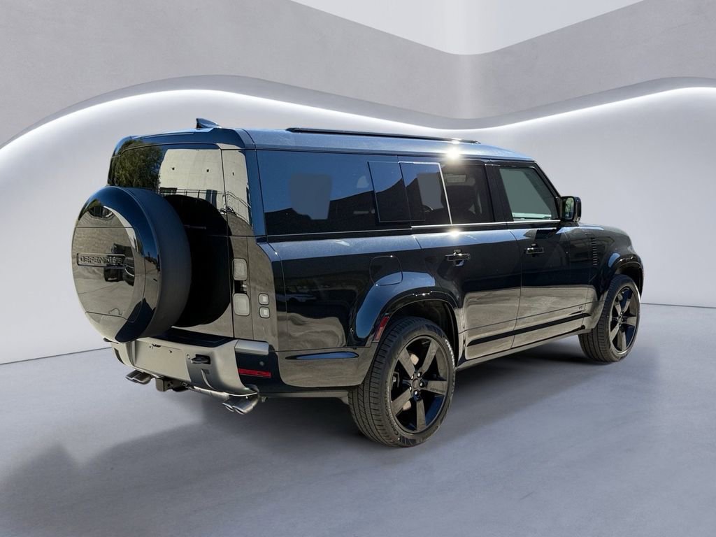 New 2026 Land Rover Defender 130 V8 image 4