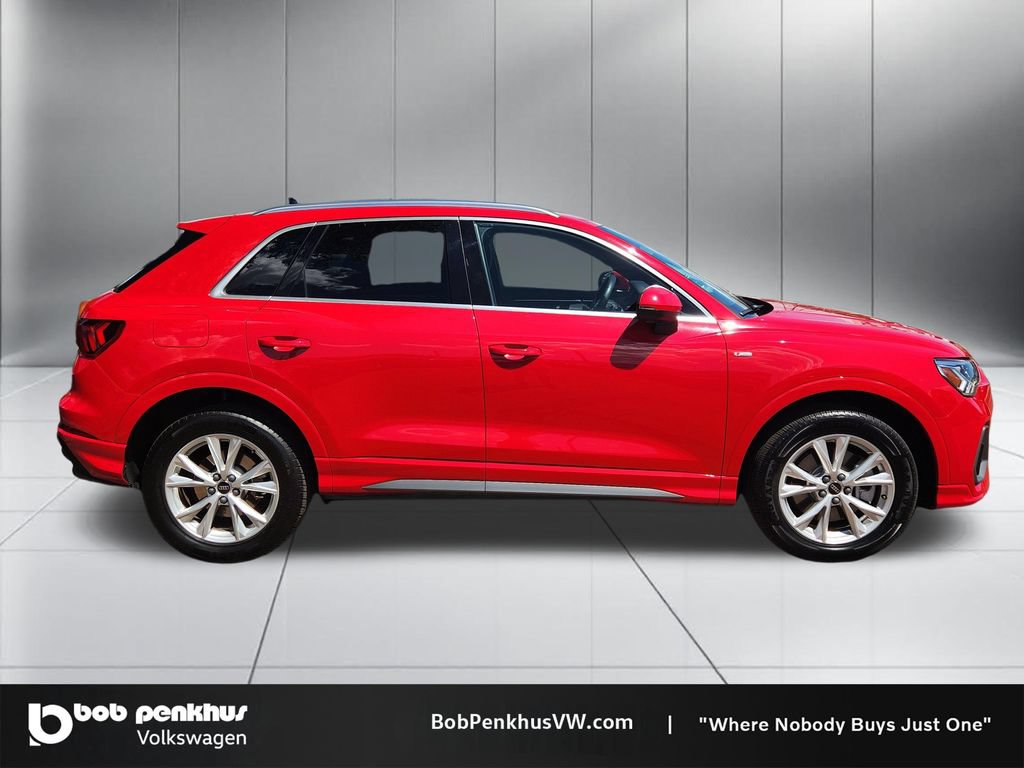 Used 2025 Audi Q3 2.0T Premium AWD/4WD image 24