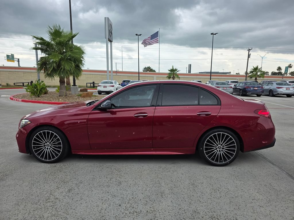 Used 2024 Mercedes-Benz C 300 Sedan image 4