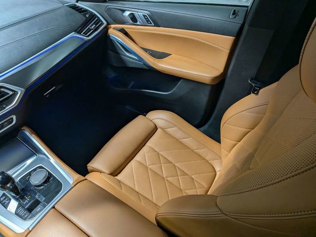 Used 2023 BMW X6 xDrive40i w/ M Sport Package AWD/4WD image 8