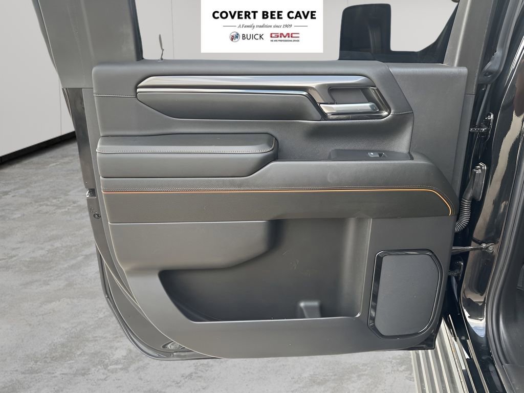 Used 2024 GMC Sierra 2500 AT4 w/ AT4 Premium Plus Package image 18