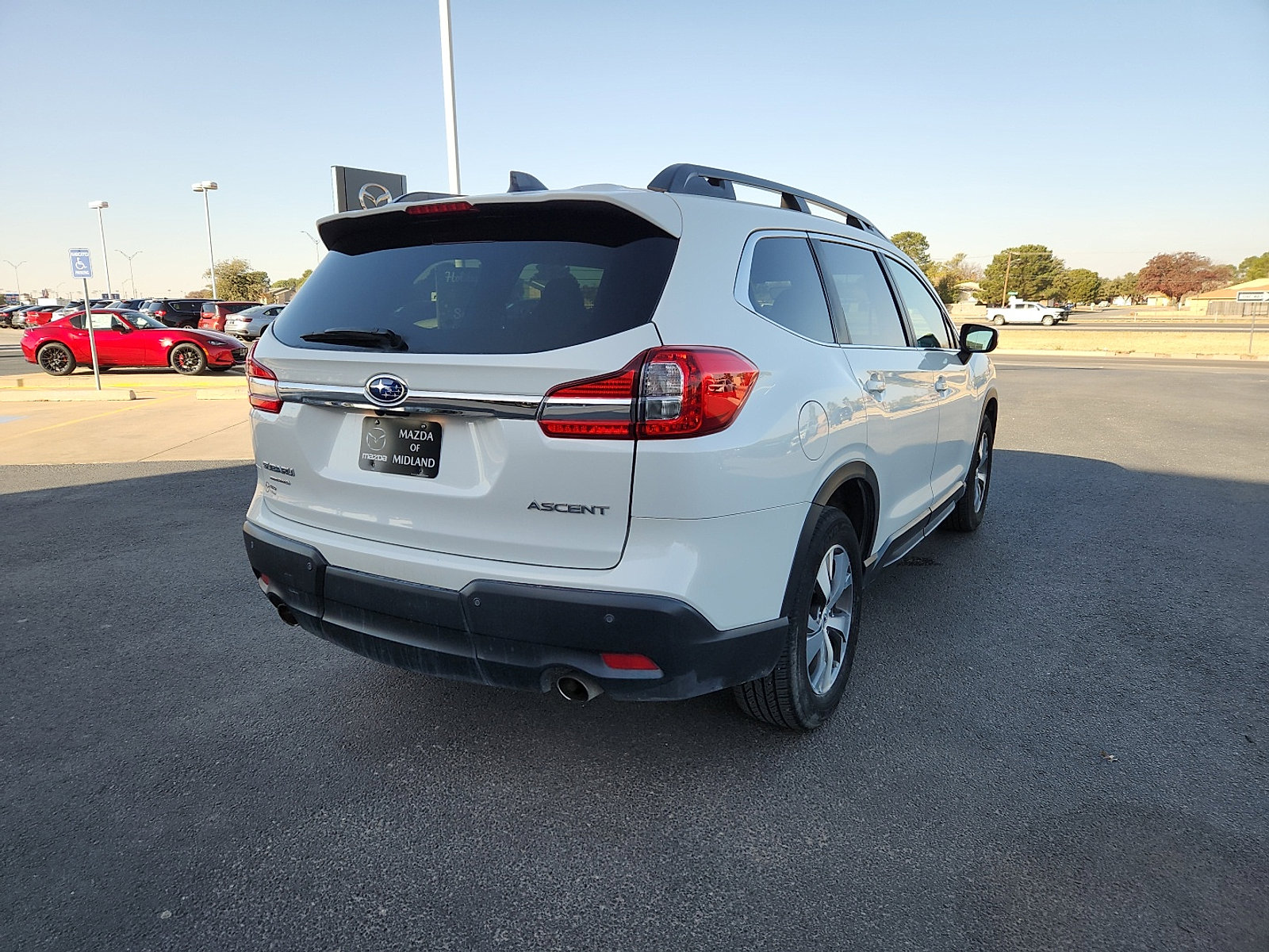 Used 2019 Subaru Ascent Premium image 7