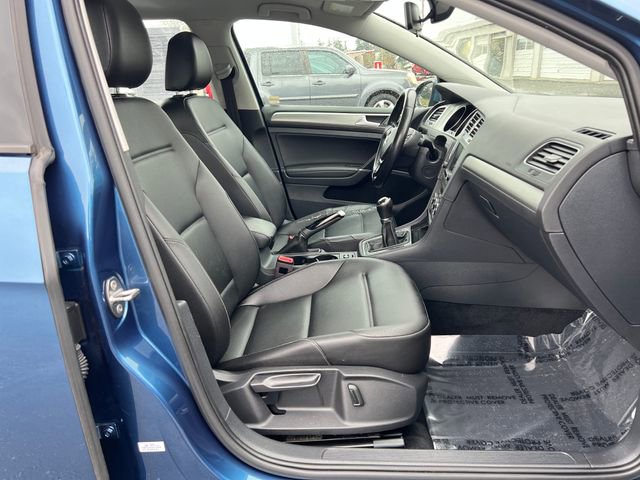 Used 2017 Volkswagen Golf Wolfsburg Edition image 12
