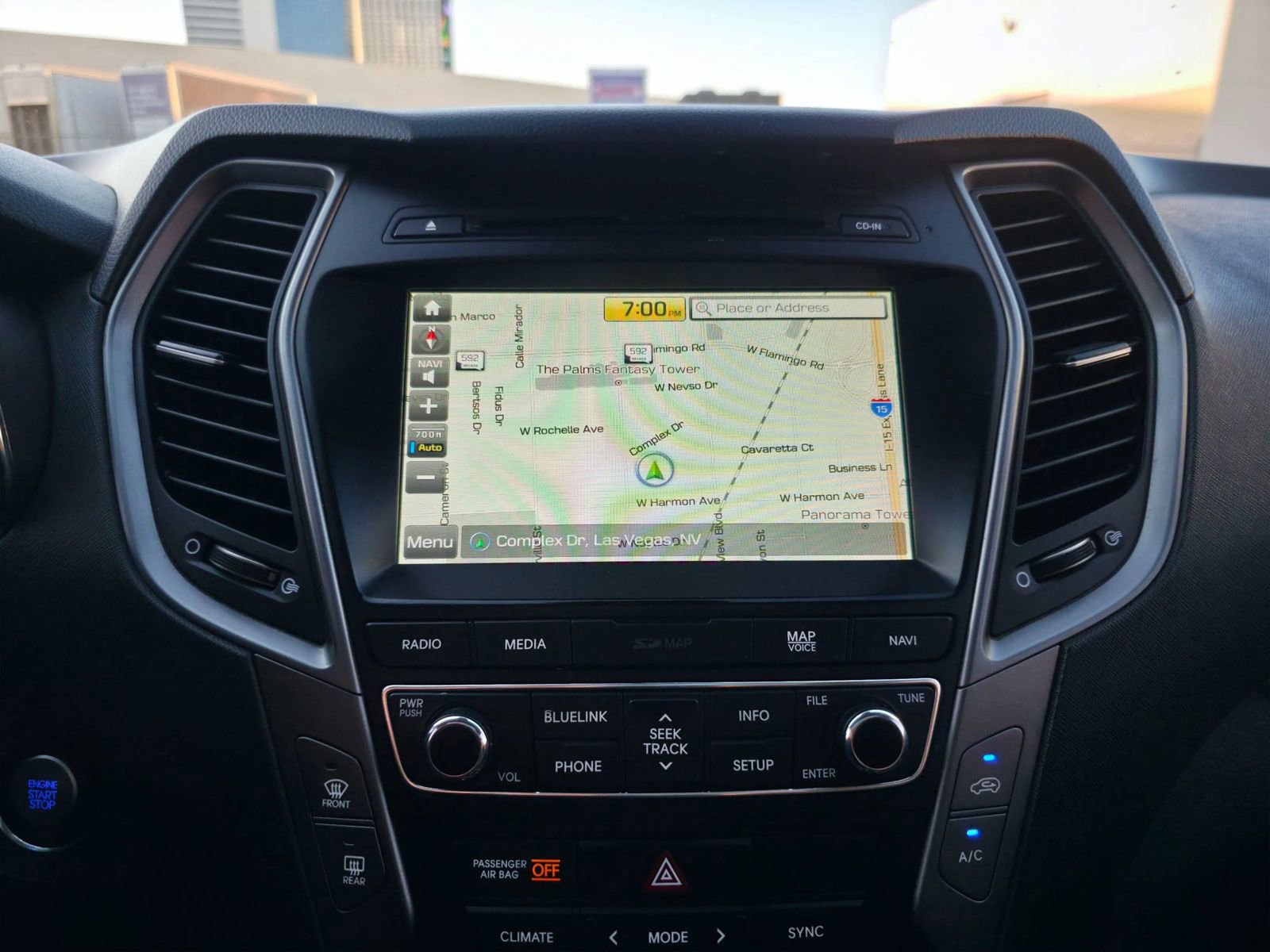 Used 2018 Hyundai Santa Fe Sport w/ 2.0T Ultimate Tech Package 05 FWD image 19