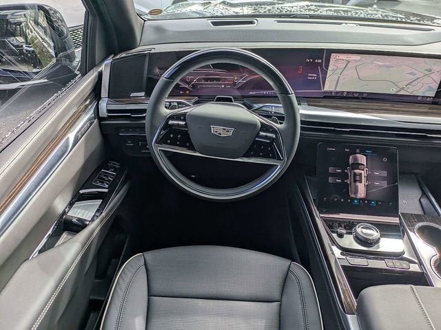 New 2026 Cadillac Escalade Luxury w/ Touring Package AWD/4WD image 16