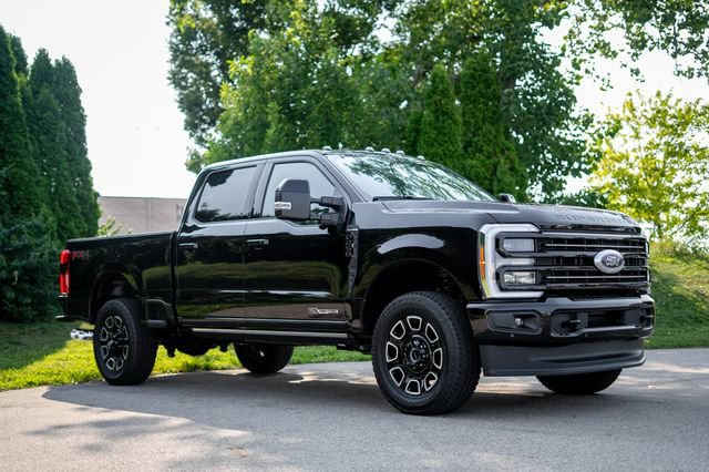New 2026 Ford F250 Platinum AWD/4WD image 3