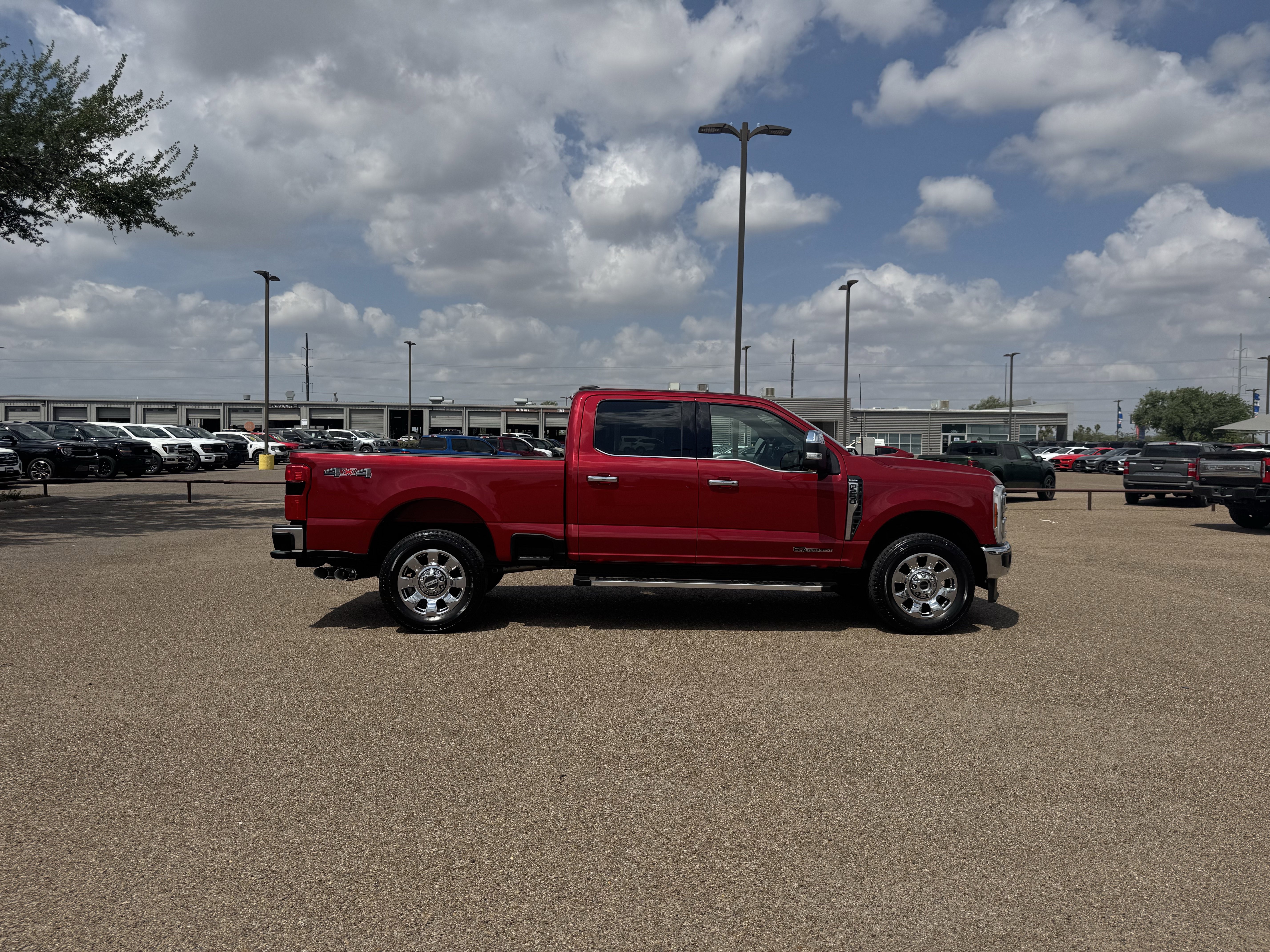 Certified 2023 Ford F250 Lariat w/ Tow Technology Package image 7
