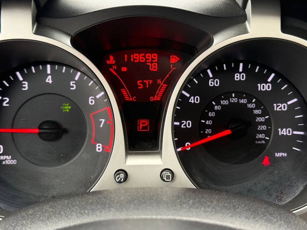 Used 2013 Nissan Juke SL image 24