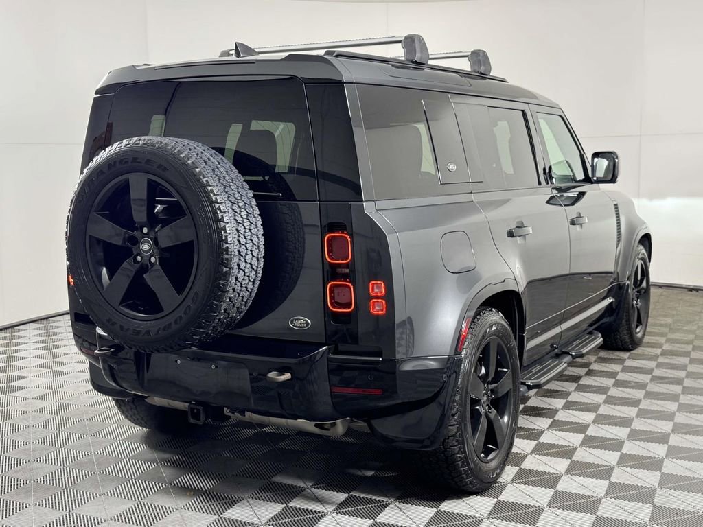 Used 2022 Land Rover Defender 110 X-Dynamic HSE image 10