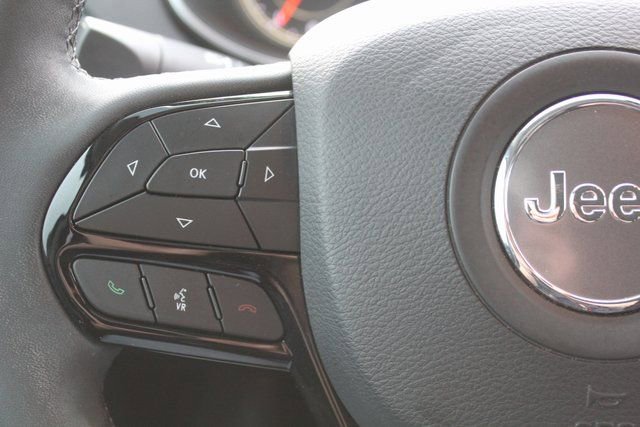 Used 2023 Jeep Cherokee Altitude Lux image 23