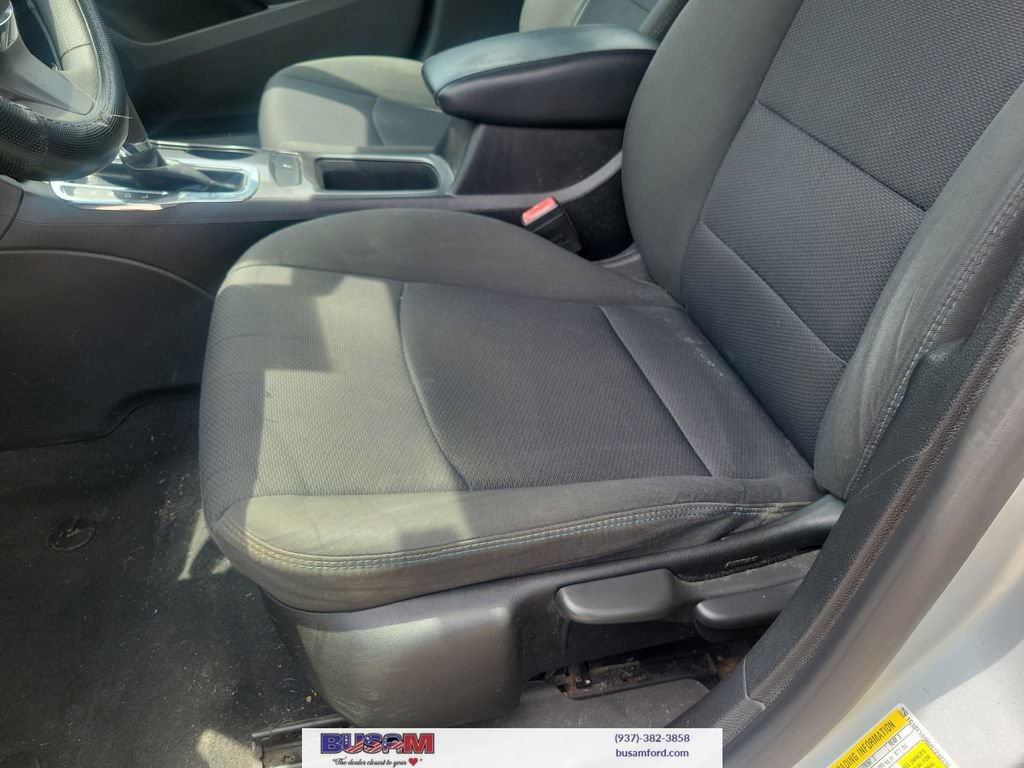 Used 2017 Chevrolet Cruze LT FWD image 10