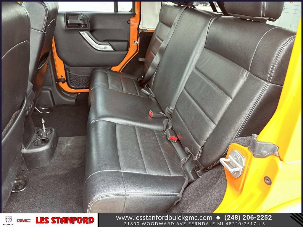 Used 2012 Jeep Wrangler Unlimited Sahara w/ Dual Top Group AWD/4WD image 13