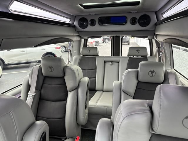 Used 2020 GMC Savana 2500 Extended w/ Enhanced Convenience Package RWD image 43
