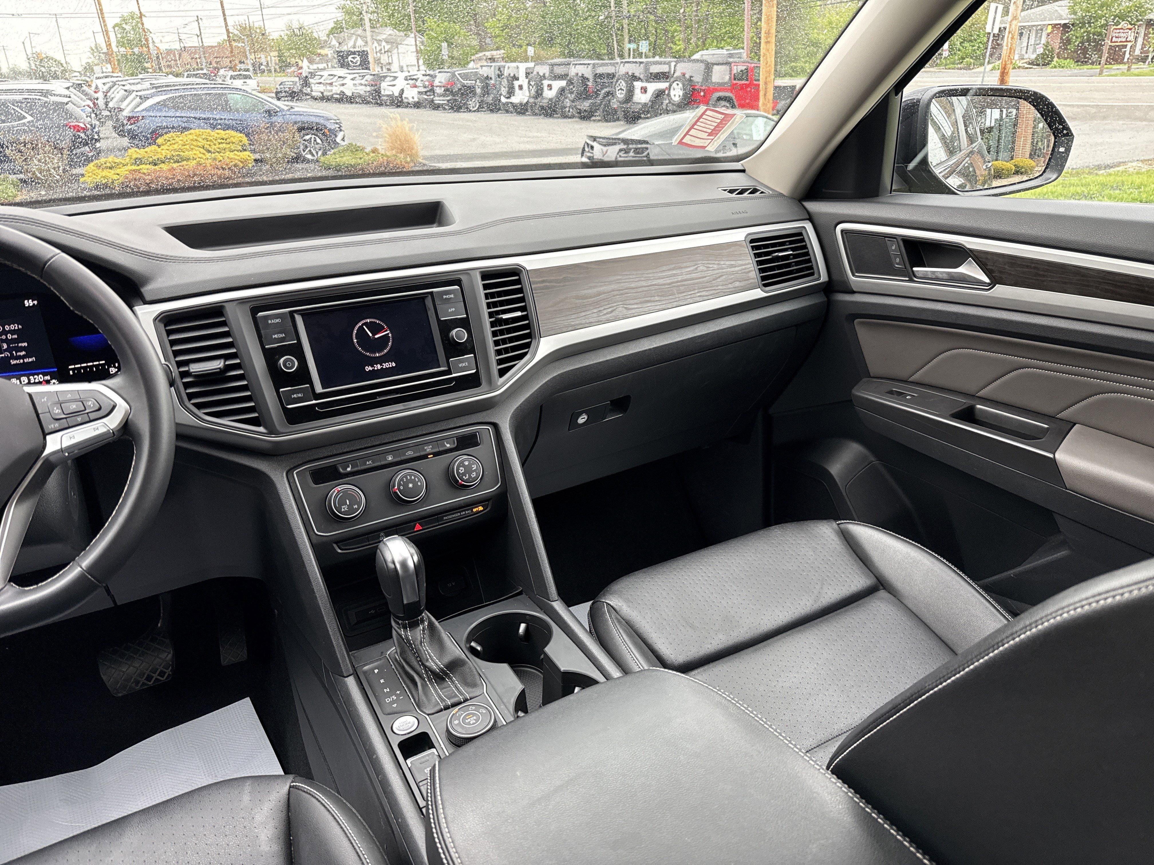 Used 2022 Volkswagen Atlas SE AWD/4WD image 25