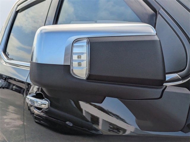 Used 2023 Chevrolet Silverado 1500 High Country w/ High Country Premium Package image 10
