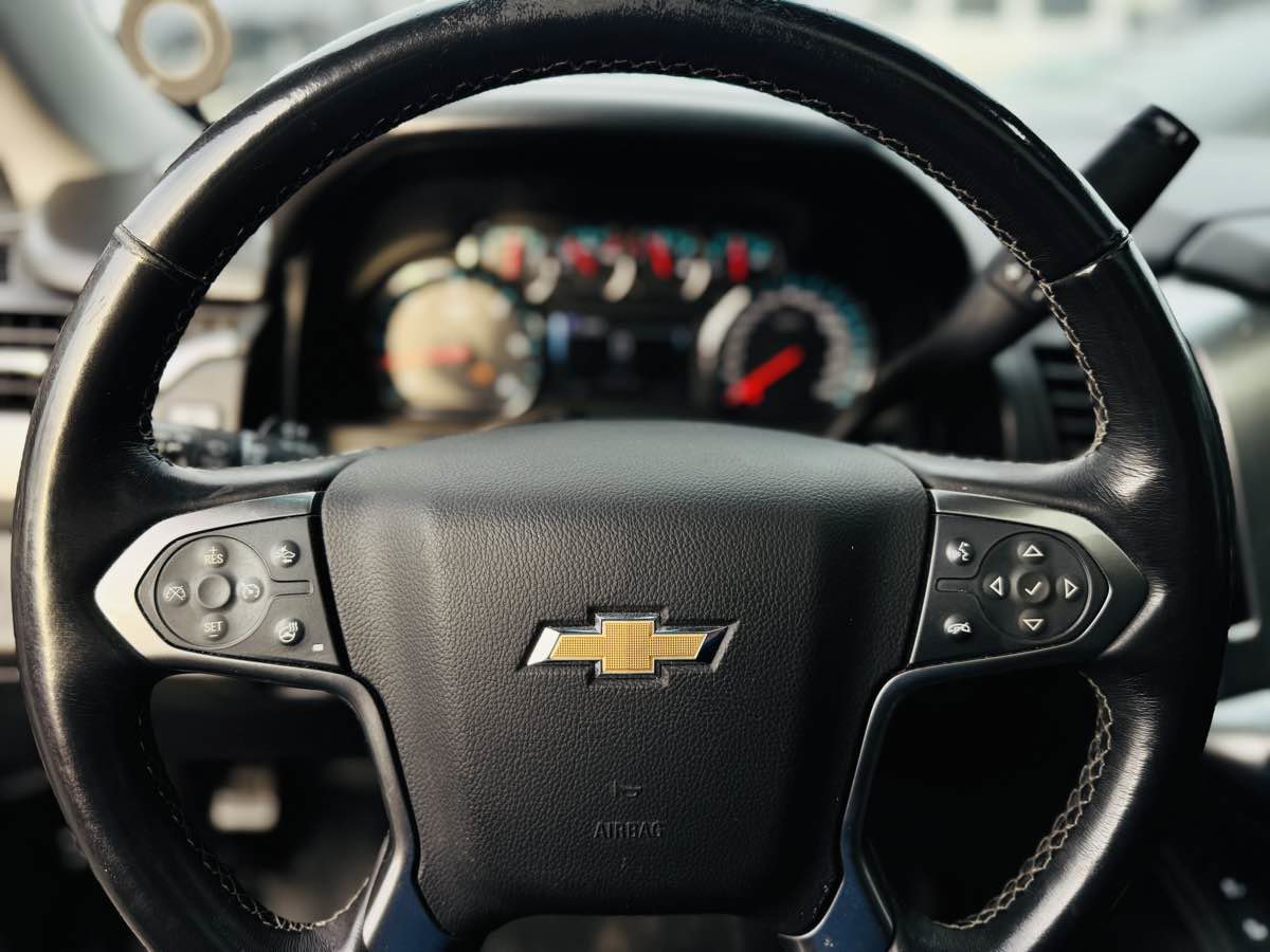 Used 2015 Chevrolet Suburban LTZ AWD/4WD image 19