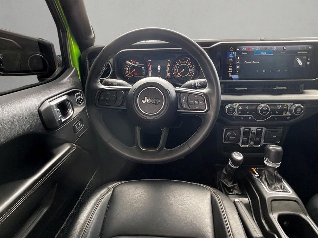 Used 2025 Jeep Gladiator Sport AWD/4WD image 6