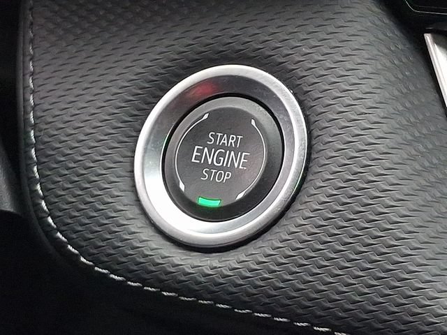 Used 2025 Chevrolet Equinox LT AWD/4WD image 24