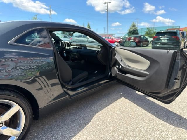 Used 2014 Chevrolet Camaro LS RWD image 22