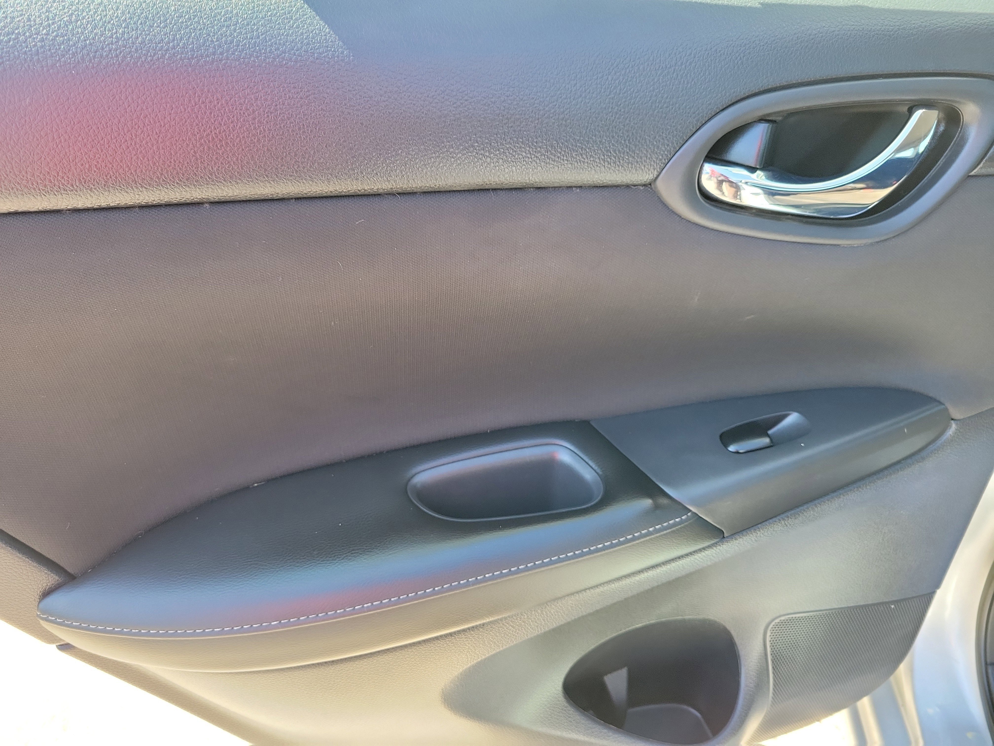 Used 2019 Nissan Sentra S FWD image 13