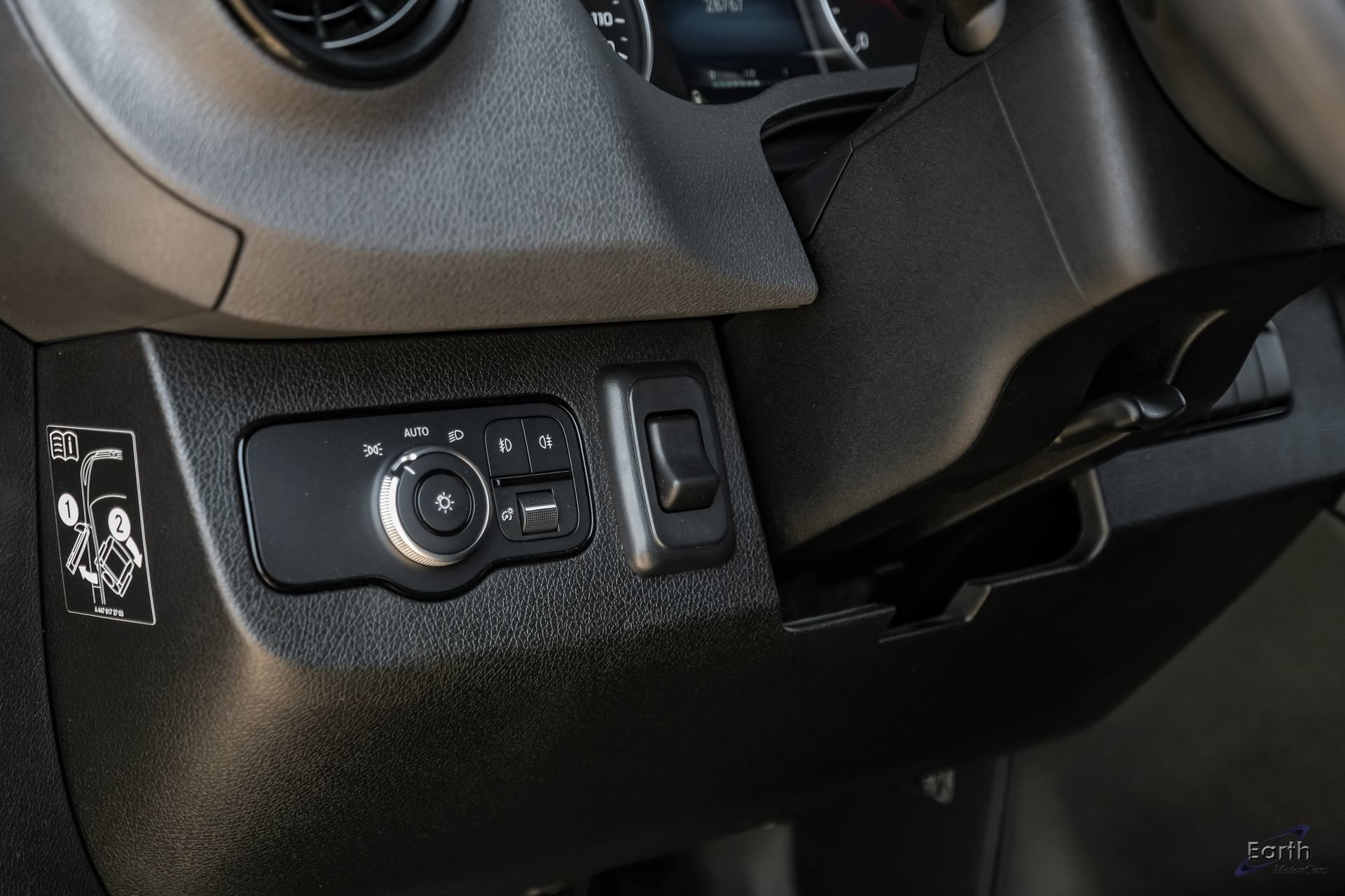 Used 2022 Mercedes-Benz Sprinter 2500 image 59