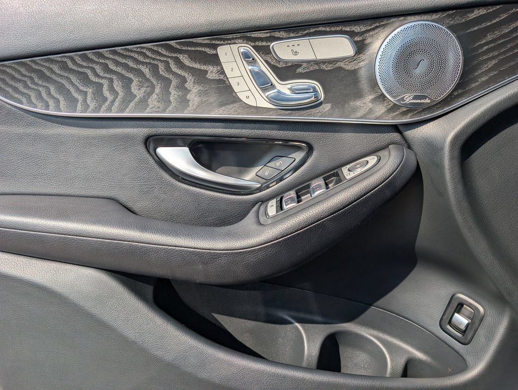 Used 2017 Mercedes-Benz GLC 300 4MATIC Coupe image 18