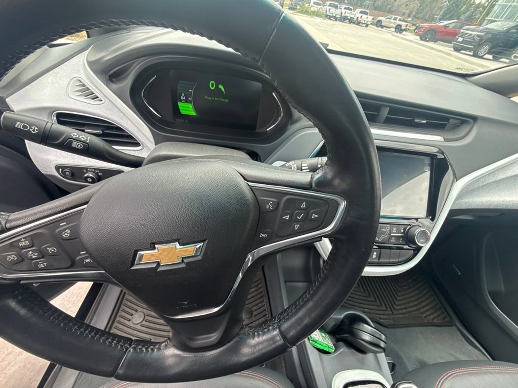 Used 2020 Chevrolet Bolt Premier w/ Infotainment Package FWD image 13
