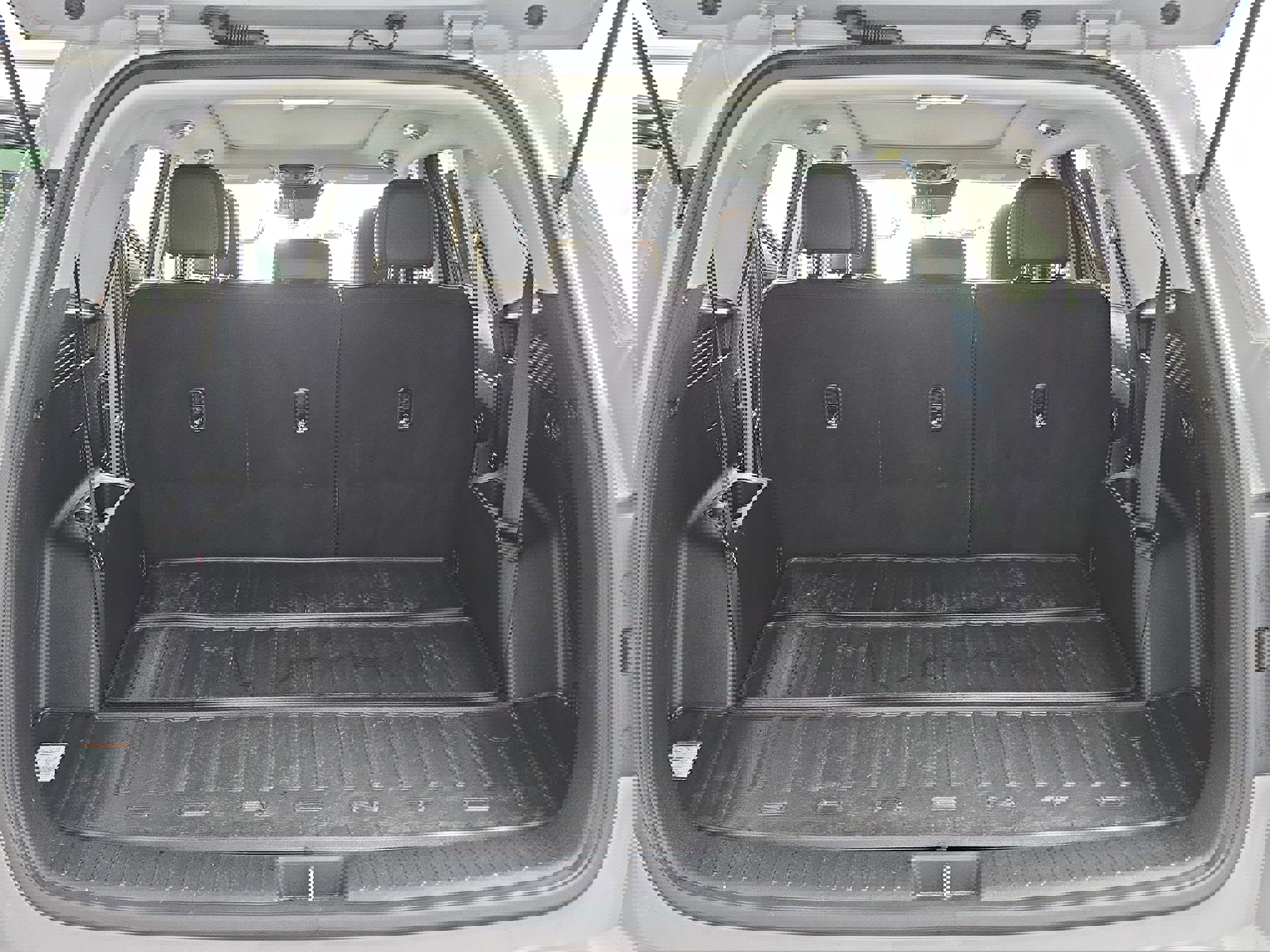 Used 2025 Kia Sorento S w/ Panoramic Sunroof Package image 13