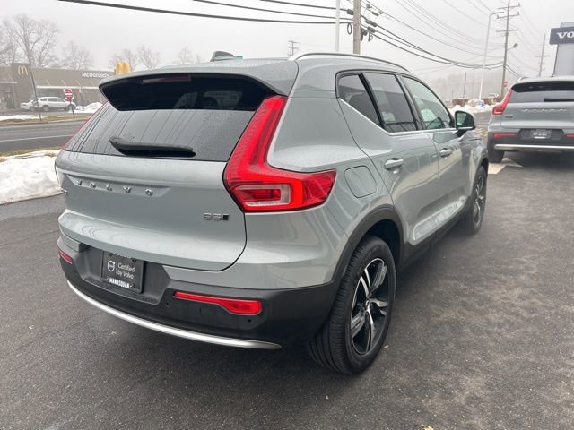 Certified 2025 Volvo XC40 B5 Core image 5