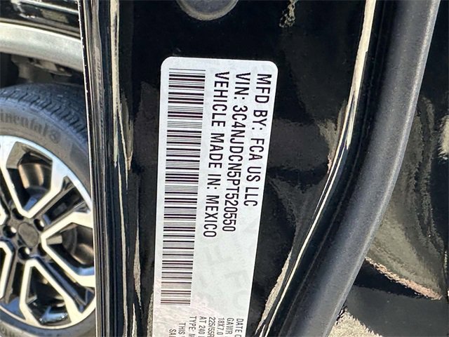 Certified 2023 Jeep Compass Limited w/ Sun and Sound Group image 16