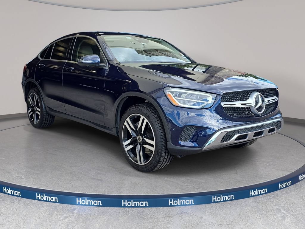 Used 2021 Mercedes-Benz GLC 300 4MATIC Coupe image 4
