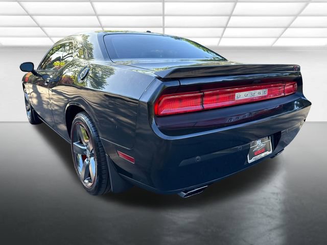 Used 2014 Dodge Challenger R/T Plus RWD image 3