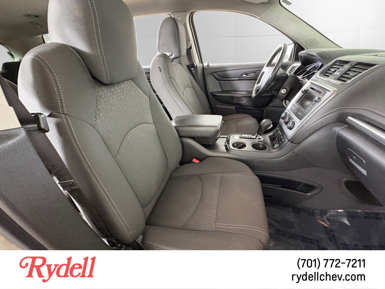 Used 2016 GMC Acadia SLE image 17