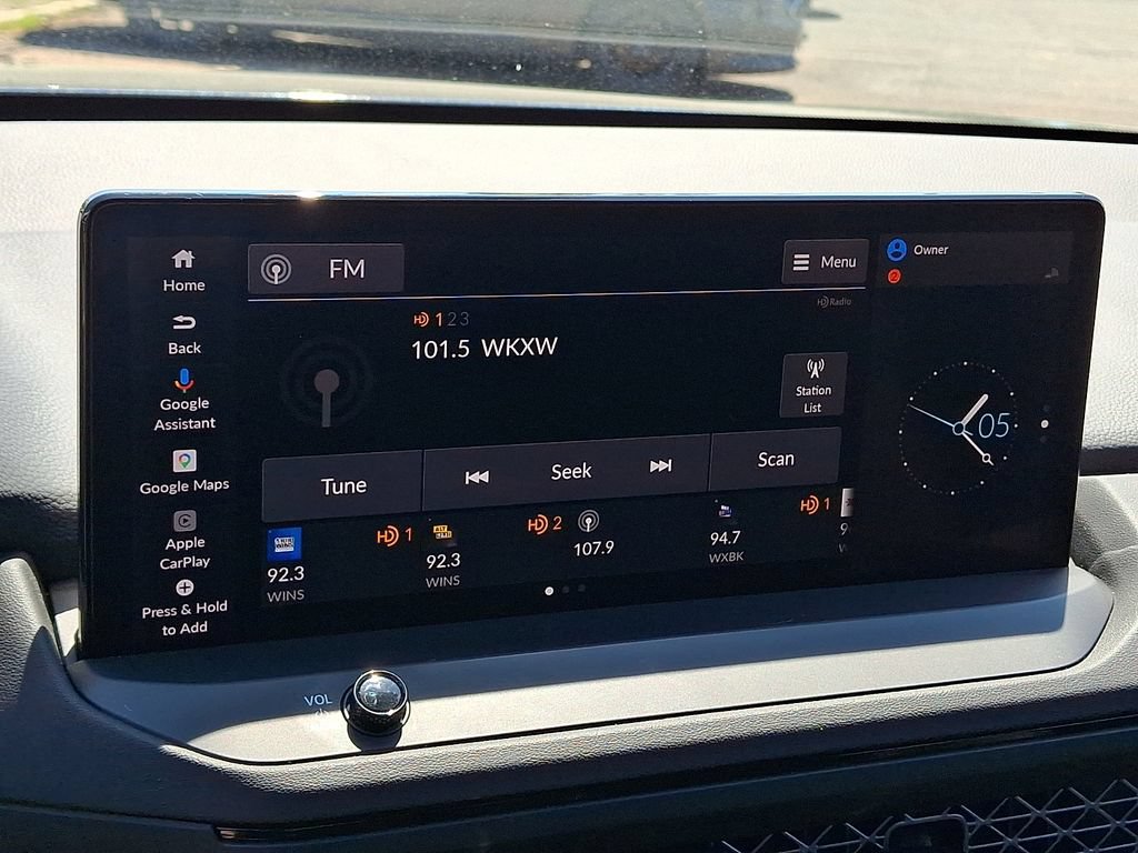 Used 2023 Honda Accord Touring image 18