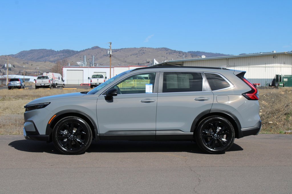 Certified 2025 Honda CR-V Sport Touring image 3