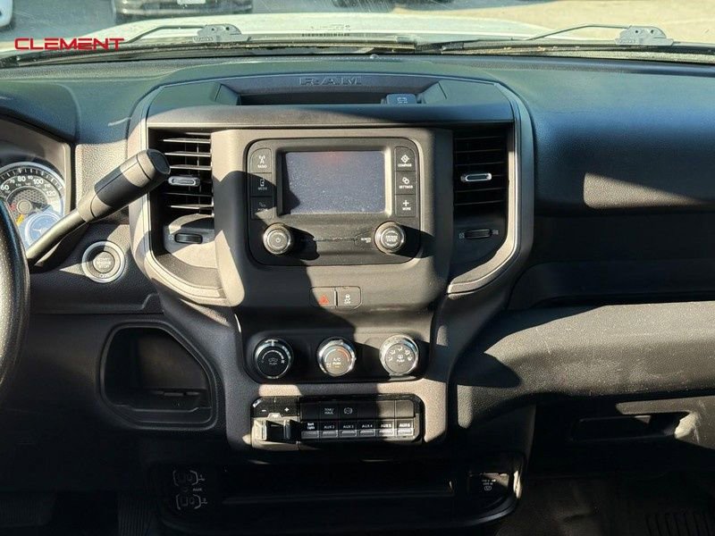 Used 2022 RAM 2500 Tradesman w/ Chrome Appearance Group AWD/4WD image 16