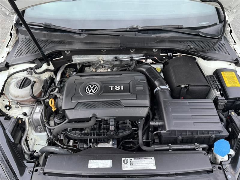 Used 2015 Volkswagen GTI Autobahn w/ Lighting Package (SEL) image 38