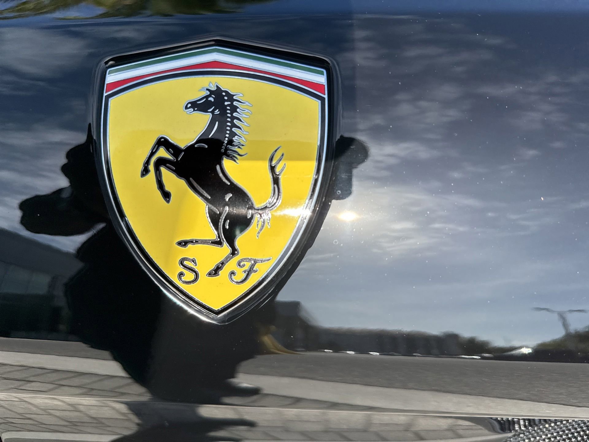 Used 2016 Ferrari California T RWD image 36