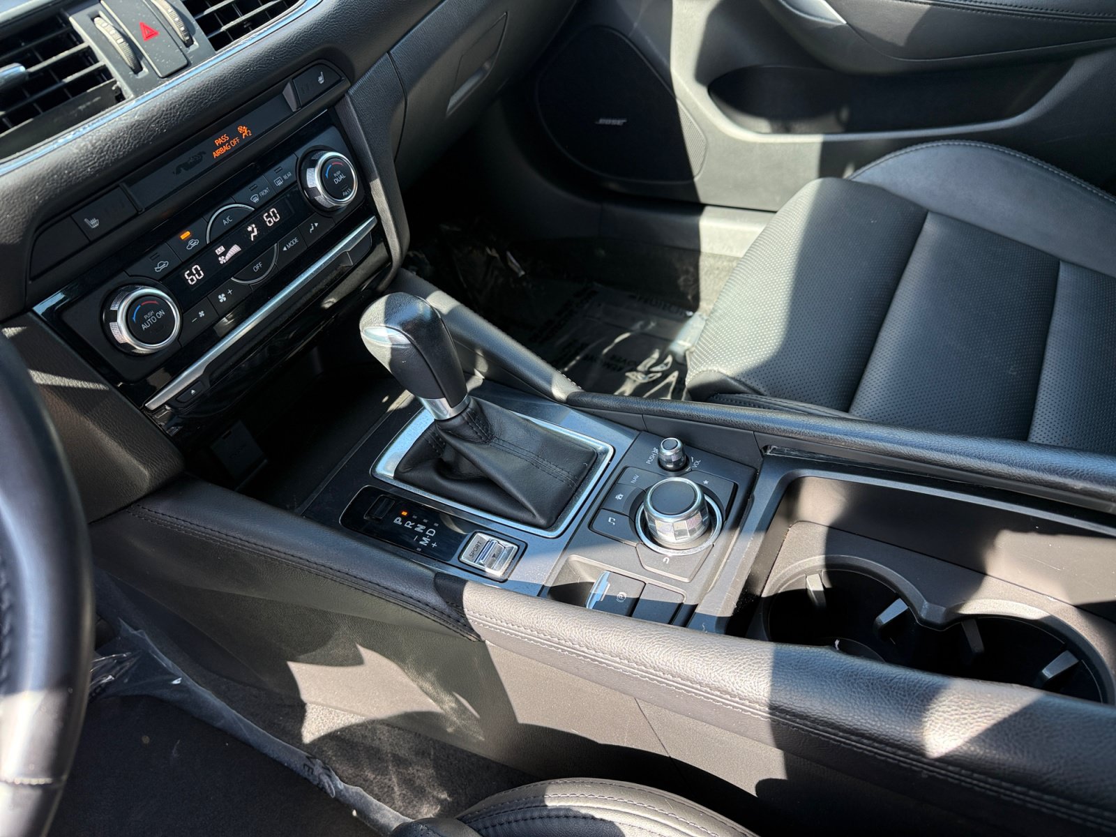 Used 2016 MAZDA MAZDA6 Touring w/ Touring Technology Package FWD image 13