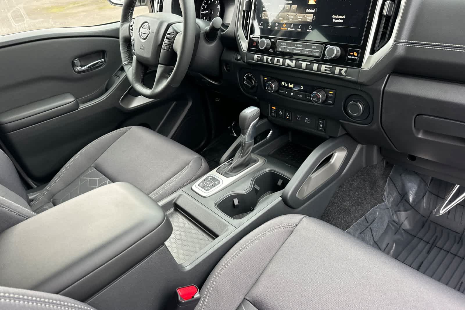 New 2026 Nissan Frontier SV w/ All-Weather Content Package AWD/4WD image 15