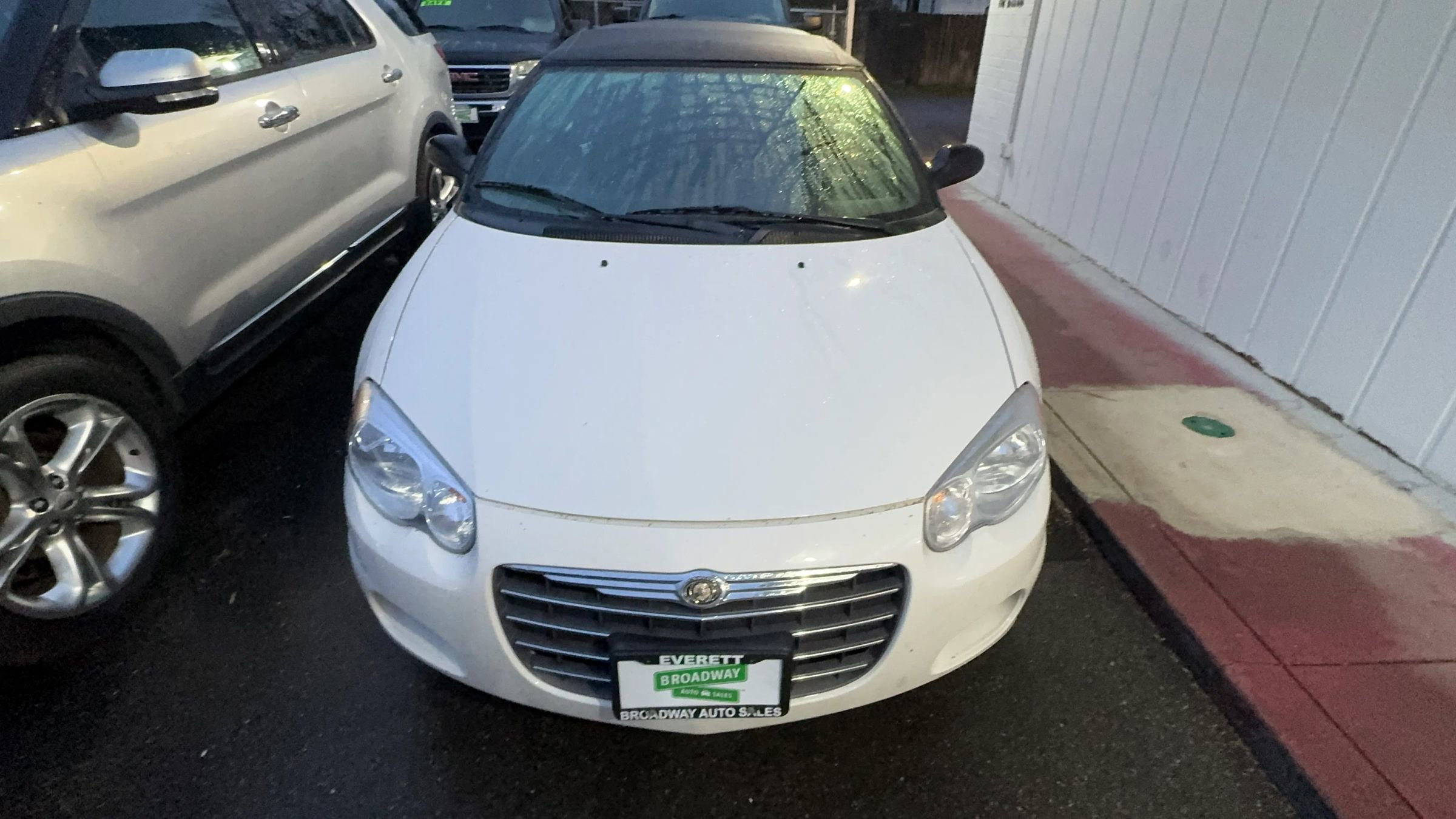 Used 2005 Chrysler Sebring GTC w/ Security Group image 2
