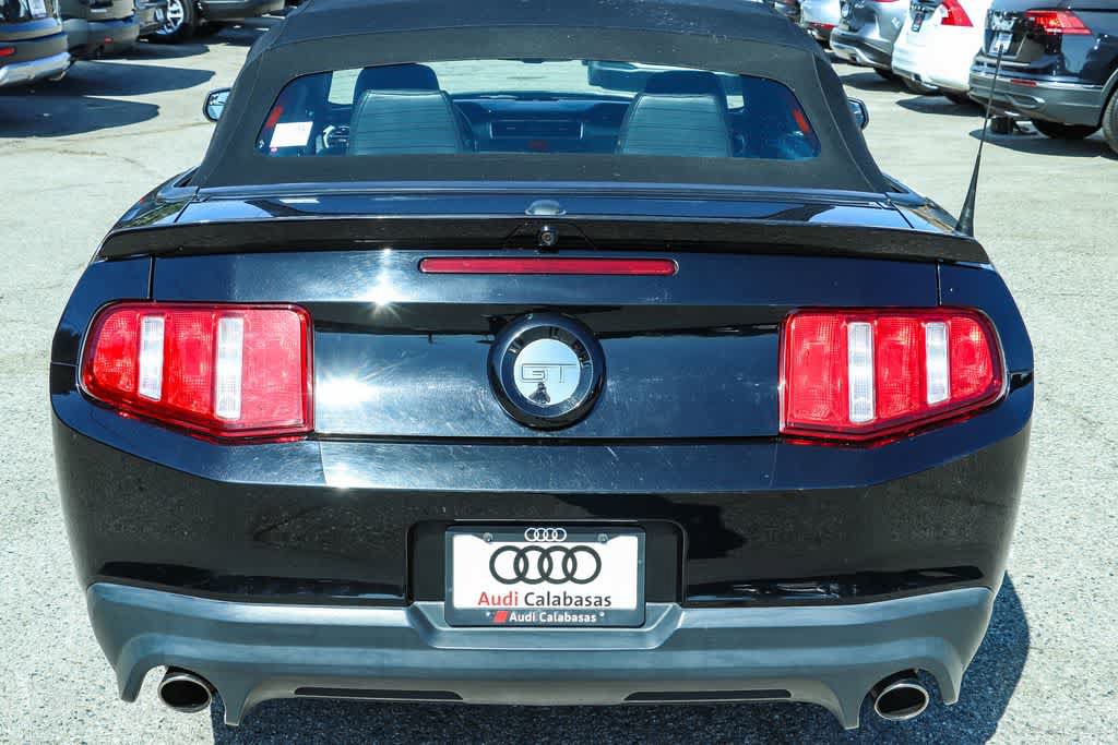 Used 2011 Ford Mustang GT Premium w/ Electronics Pkg RWD image 9
