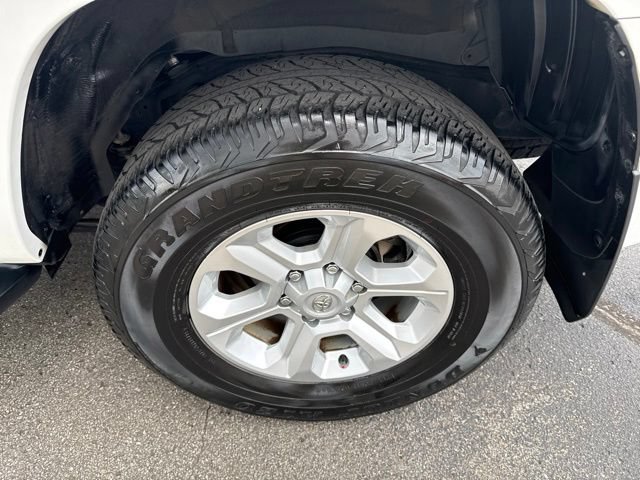Used 2023 Toyota 4Runner SR5 RWD image 12