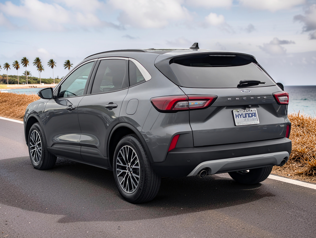 Used 2024 Ford Escape SE FWD image 8