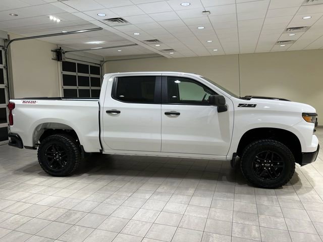 New 2026 Chevrolet Silverado 1500 Custom Trail Boss w/ LPO, Dark Essentials Package image 6