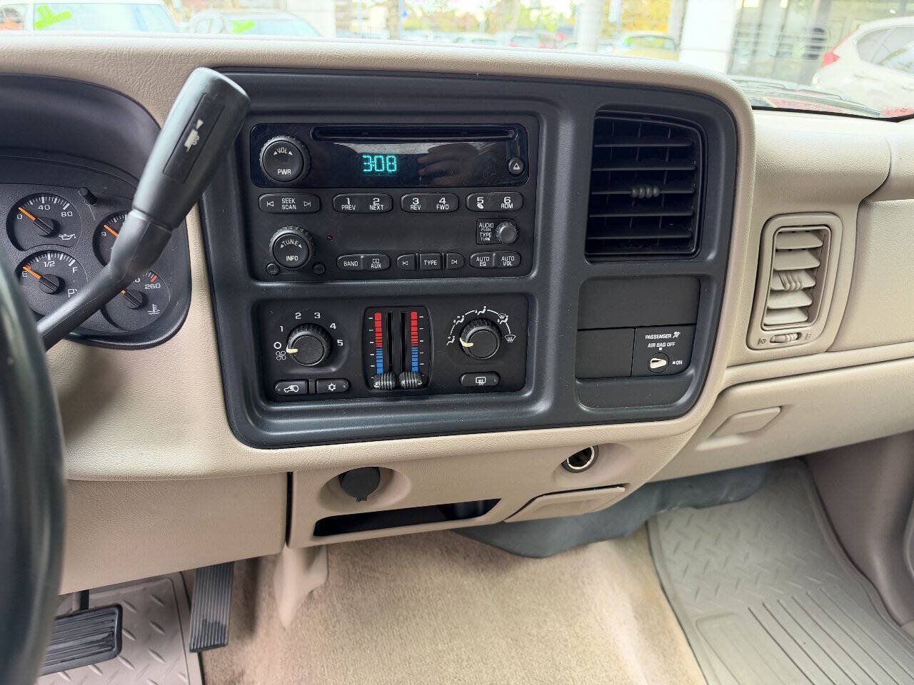 Used 2007 Chevrolet Silverado 2500 LT RWD image 9