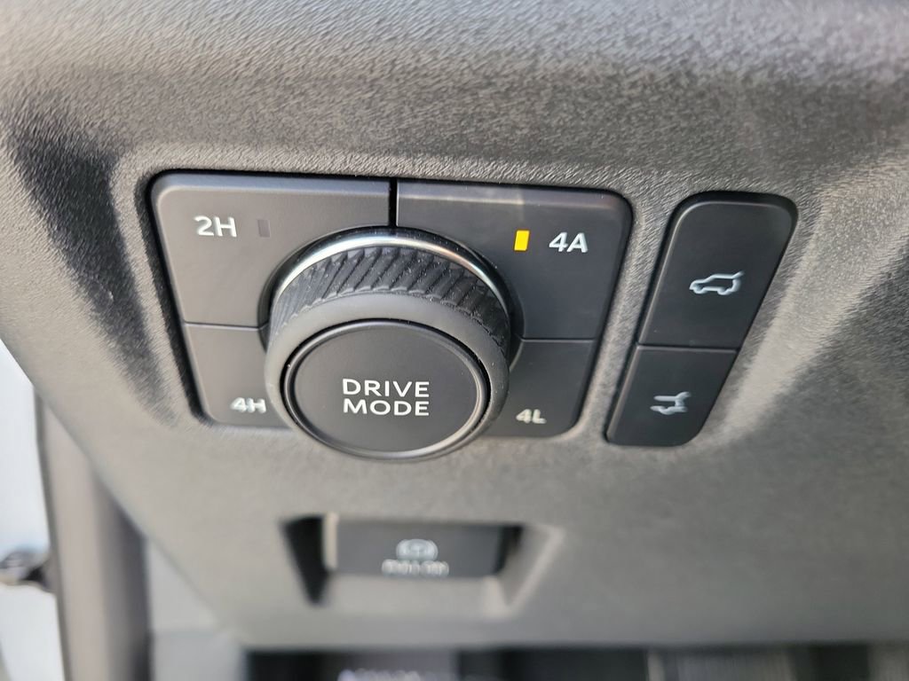 Used 2025 Ford Expedition Max Active image 27