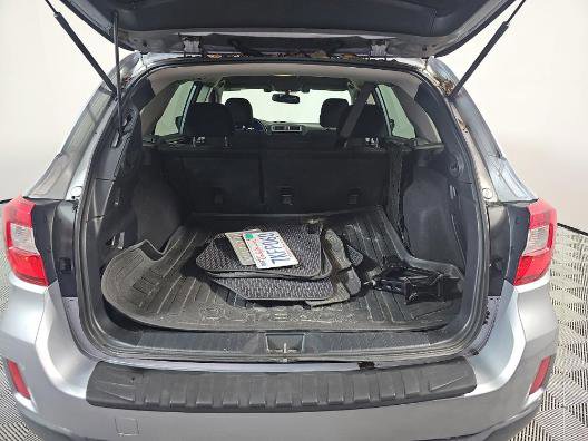 Used 2015 Subaru Outback 2.5i Premium AWD/4WD image 6